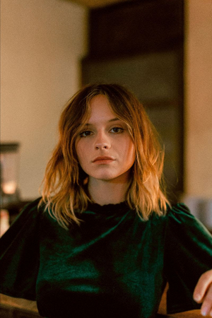 Gabrielle Aplin Releases Multilingual Lyric Video for 'Like You Say You Do' Image