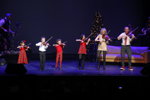 The Wheeler Opera House Presents NATALIE MACMASTER AND DONNELL LEAHY: A CELTIC FAMILY CHRISTMAS Image