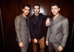 Jonas Brothers to Perform in Miami on NEW YEAR'S ROCKIN' EVE Image