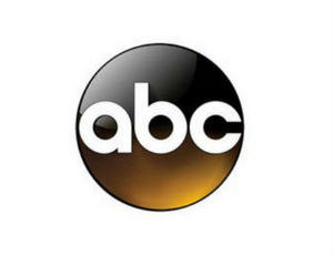 Aaron Serna Sets New Comedy at ABC 