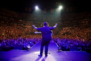 Luke Combs Wraps 2019 Tour with Two Sold-Out Shows at Nashville's Bridgestone Arena Image