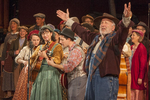 Review: THE CHRISTMAS REVELS: A Long Tradition of Community Forged Through Music Image
