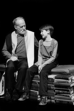 First Look: Kentwood Players Presents Futuristic, Multimedia Play THE GIVER Image