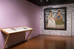 En el Museo de Arte Moderno permanece en exhibición Las dos Fridas. Historia de dos ciudades Image