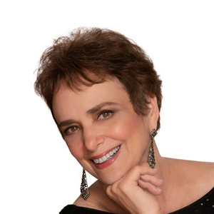 Interview: Deborah Stone of HERE I AM! at The Beach Cafe Image