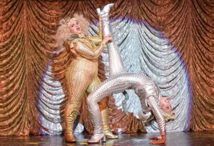 Review Roundup: Mischief Theatre's MAGIC GOES WRONG Image