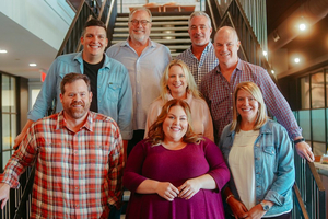 Chrissy Metz Signs to Universal Music Group Nashville Image