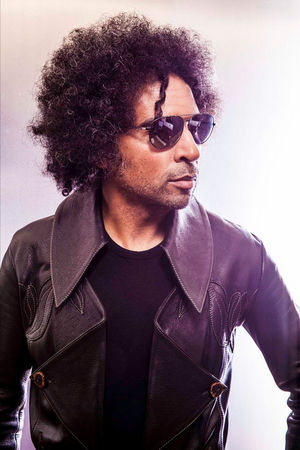 William Duvall Shares New Live Video for 'Smoke And Mirrors' Image