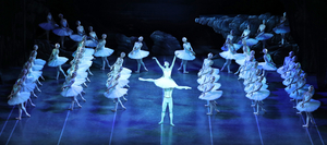 Review: Review: GRAND SWAN LAKE IS PRESENTED BY SHANGHAI BALLET & CHINA ARTS AND ENTERTAINMENT GROUP LTD at David H. Koch Theater Image