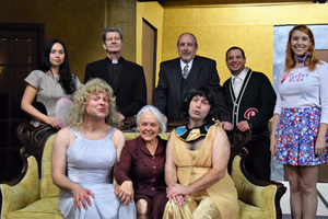 Review: LEADING LADIES at Adobe Theatre Image