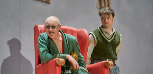 Review: ENDGAME/ROUGH FOR THEATRE II, Old Vic Image