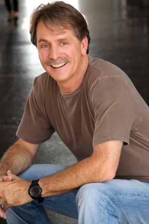Interview: Jeff Foxworthy at LaughFest.  You Don't Need To Be A Red Neck To Enjoy This Comedic Show! 
