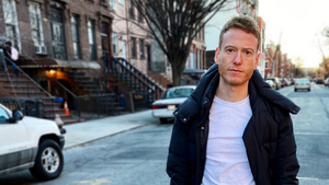 Teddy Thompson Premieres 'Heartbreaker Please' Video Image