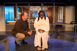 BWW Review: Timely New Play HUMAN INTEREST STORY Focuses on Homelessness, Celebrity Worship and Truth in American Journalism 