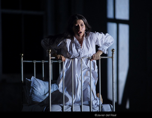 Interview: Lisette Oropesa, the Met's Courtesan of the Moment, Brings Her TRAVIATA to Town 