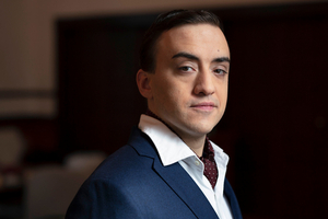 Portland Opera to Host Recital Featuring Baritone Geoffrey Schellenberg Image