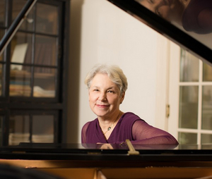 Sharon Ruchman to Bring GIFT OF RUDY to the Palace Theater's Poli Club Image