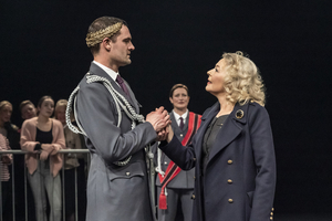 Review: CORIOLANUS, Crucible, Sheffield Image