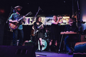 The Carolyn Sills Combo is Heading Out on Tour Image