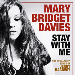 Mary Bridget Davies Gives Concert to 150,000 Fans From Her Living Room  Image