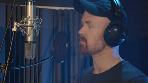 VIDEO: Andrew Walker Sings 'Let Your Garden Grow' From CASES Image