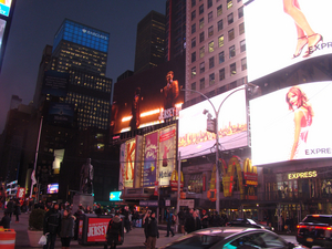 Feature: BROADWAY VS. HOLLYWOOD Parte 5° FLOP & BLOCKBUSTER Image