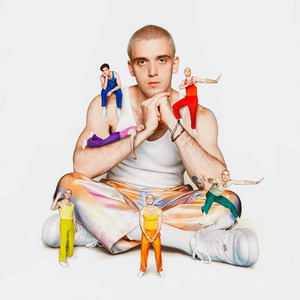 Lauv Debuts Music Video For 'Modern Loneliness' Image