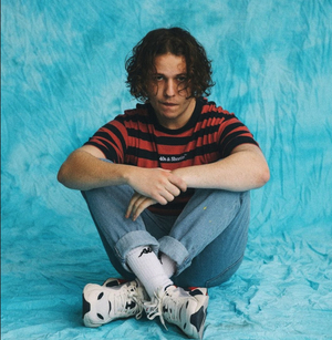 Emile Releases New Single 'Pale Imitation' Image