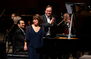 VIDEO: Grand Rapids Symphony Performs Love Theme From SOMEWHERE IN TIME for Mother's Day Image