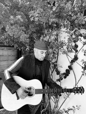 Ben Harper Shares Video For New Single 'Don't Let Me Disappear' Image