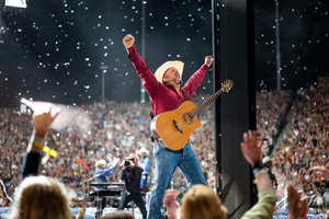 Exclusive, One Night Only Garth Brooks Concert Set For 300 Drive-In Theaters Across North America   Image