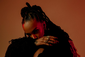 Alewya Releases Debut Single 'Sweating' Image