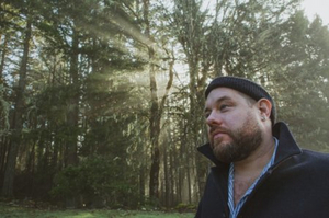 Nathaniel Rateliff Debuts Quarantine-Inspired 'Time Stands' Video 