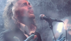 The Flaming Lips Release New Video For 'Dinosaurs On The Mountain' 