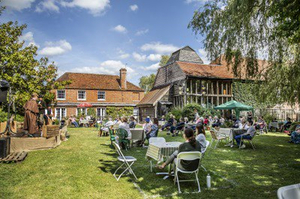 Extra Performances Announced For Sell Out Summer Season At The Watermill, Plus Casting For CAMELOT Image