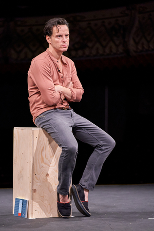Review: THREE KINGS, Old Vic Image
