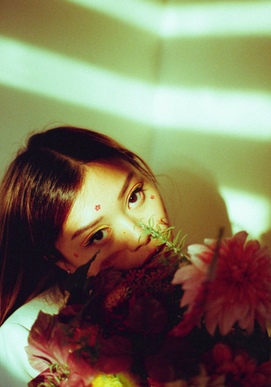 CEHRYL Shares New Single 'SUPERBLOOM' Image