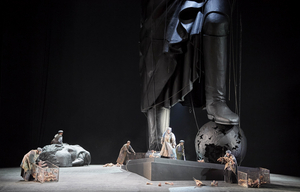 Review: ELEKTRA, LIVE FROM VIENNA STAATSOPER at Home Computer Screens Image