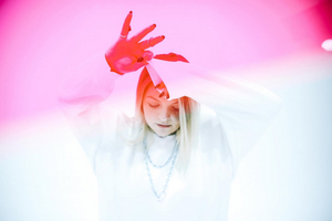 Eryn Martin Drops Stellar 'Middle Class' Video Image