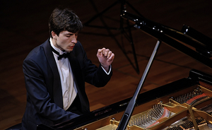 Review: KONSTANTIN SHAMRAY at Elder Hall, University Of Adelaide Image