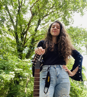 LIVE ON OLDE MAIN WITH ALONDRA at Alban Arts Center Image