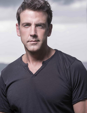 Carlos Ponce Joins AIRE Radio Networks Artistas360 Platform  Image