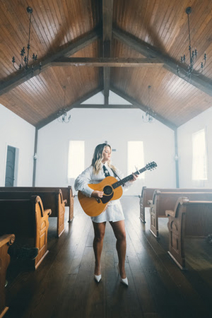 Maren Morris Debuts 'Better Than We Found It' Image