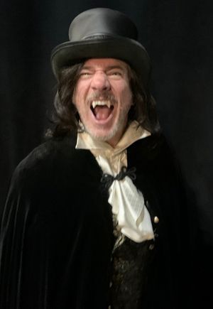 Music Mountain Theatre Opens Fall Season With DRACULA Image