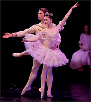 Santa Cruz Ballet Theatre Presents NUTCRACKER Film, CLARA'S DREAM Image