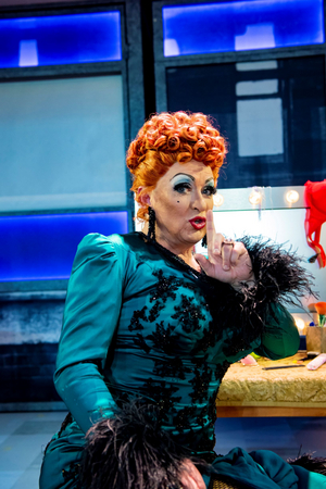 Shane Richie Will Return To EVERYBODY'S TALKING ABOUT JAMIE Image