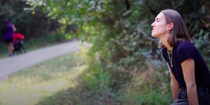 Lilly Winwood Releases Music Video For 'Few More Records' Image