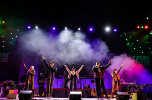 Review: UNWRAPPED: AN ORIGINAL CHRISTMAS REVUE Creates Hopeful Magic at The Phoenix Theatre Company Image