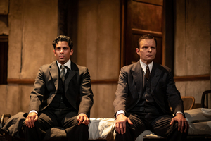 Review: THE DUMB WAITER, Hampstead Theatre 