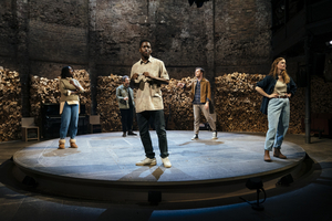 Review: NINE LESSONS AND CAROLS, Almeida Theatre Image